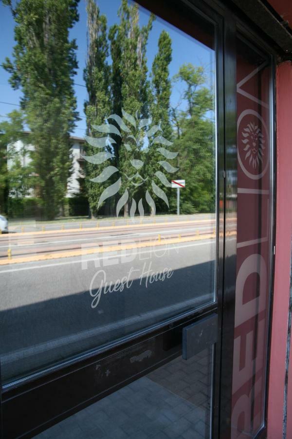 Red Lion Guest House Mestre Exterior foto