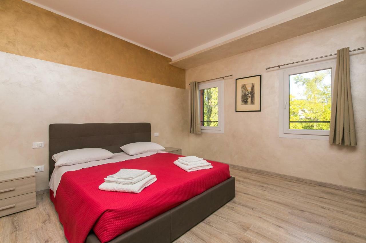 Red Lion Guest House Mestre Exterior foto
